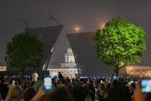 Дворцовый мост в Петербурге разведут под гимн России в ночь на 14 и на 15 июня